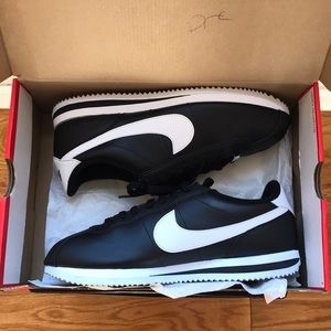 Black/White Basic Leather Cortez (Size 10.5)